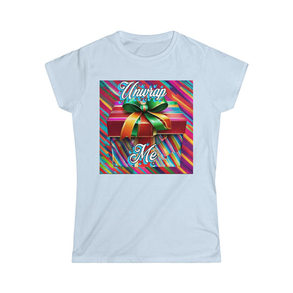 Women's "Unwrap me" T-Shirt